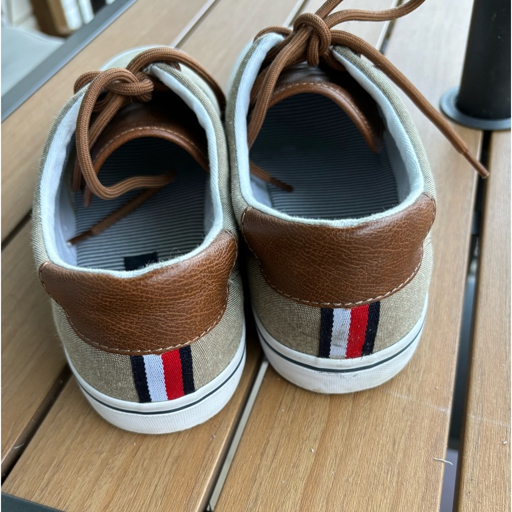 Tommy Hilfiger TMPHERO Beige Casual Walk Shoes Mens Size 8.5 - Picture 3 of 9